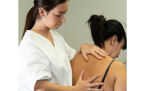 douleurs a l'epaule en entreprise