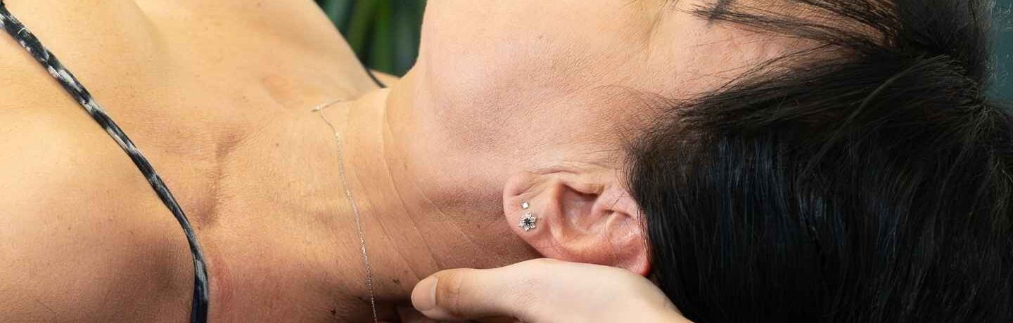 Ostéopathe à Annecy – Accompagnement naturel pour les seniors en Haute Savoie